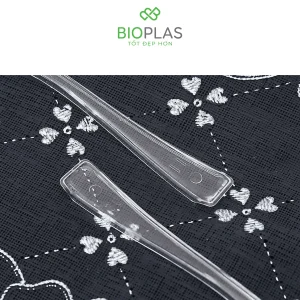 nia nhua trang trong